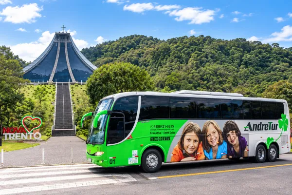 Excursão saindo de Curitiba: como contratar o ônibus